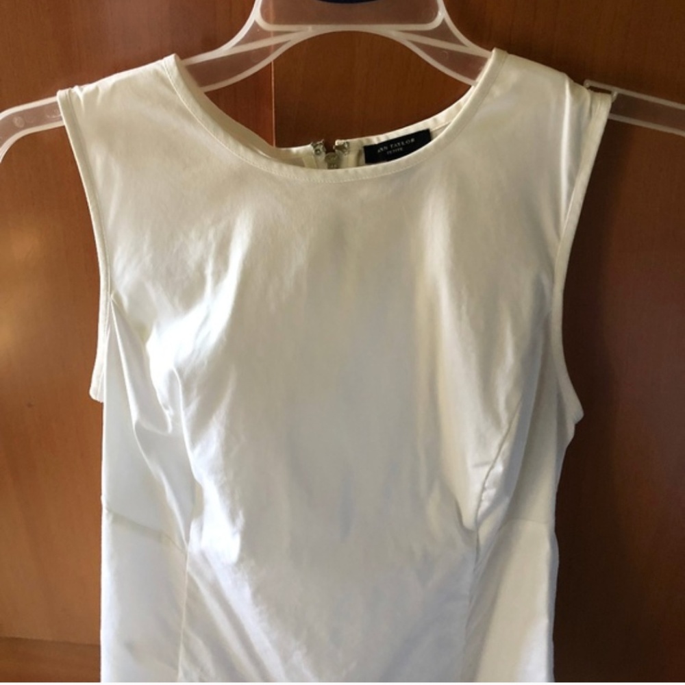 Women's ANN Taylor White blouse with back zipper